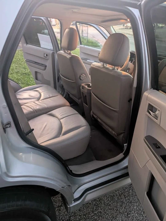 2008 Mercury Mariner - Image 8 of 20