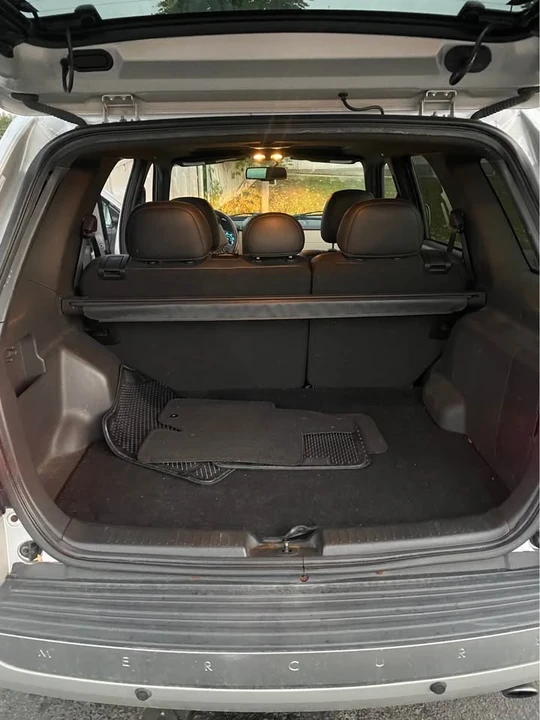 2008 Mercury Mariner - Image 11 of 12