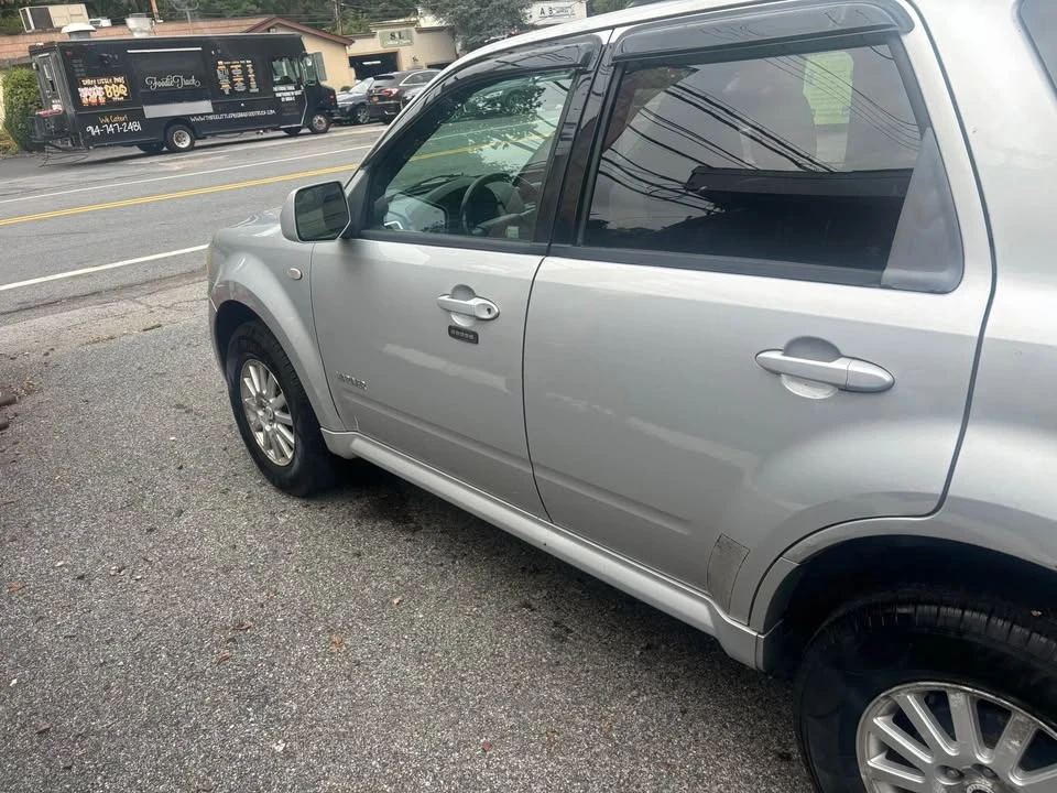 2008 Mercury Mariner - Image 2 of 9