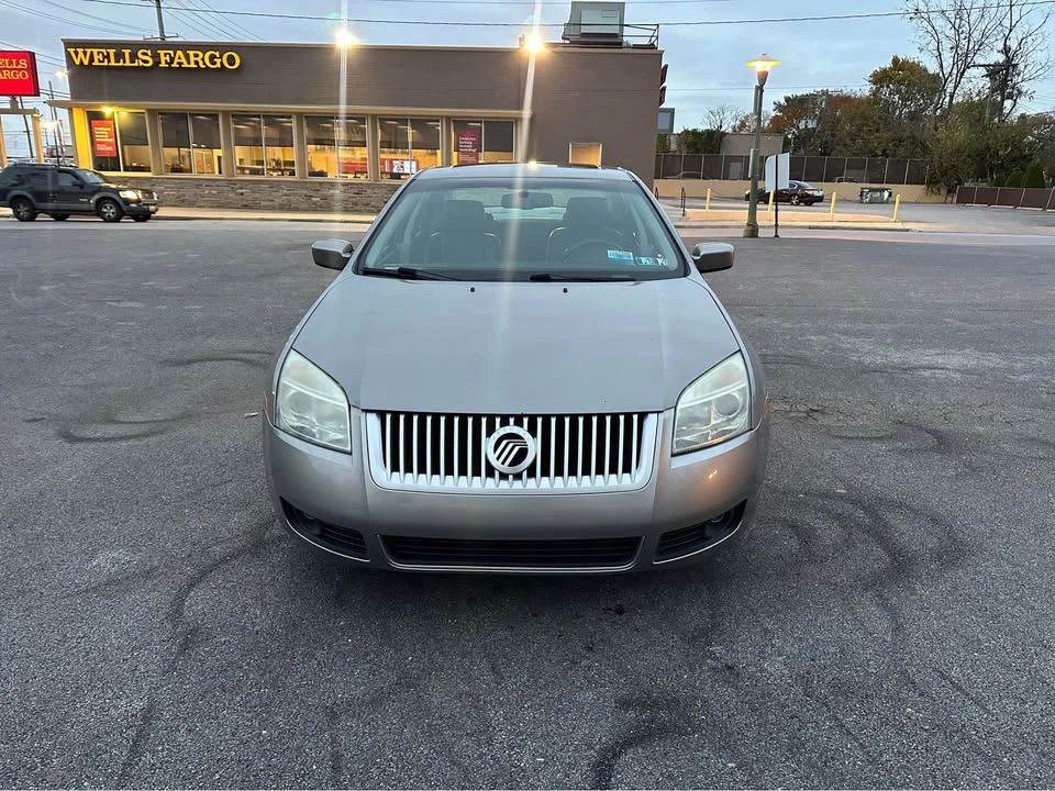 2008 Mercury - Image 2 of 11