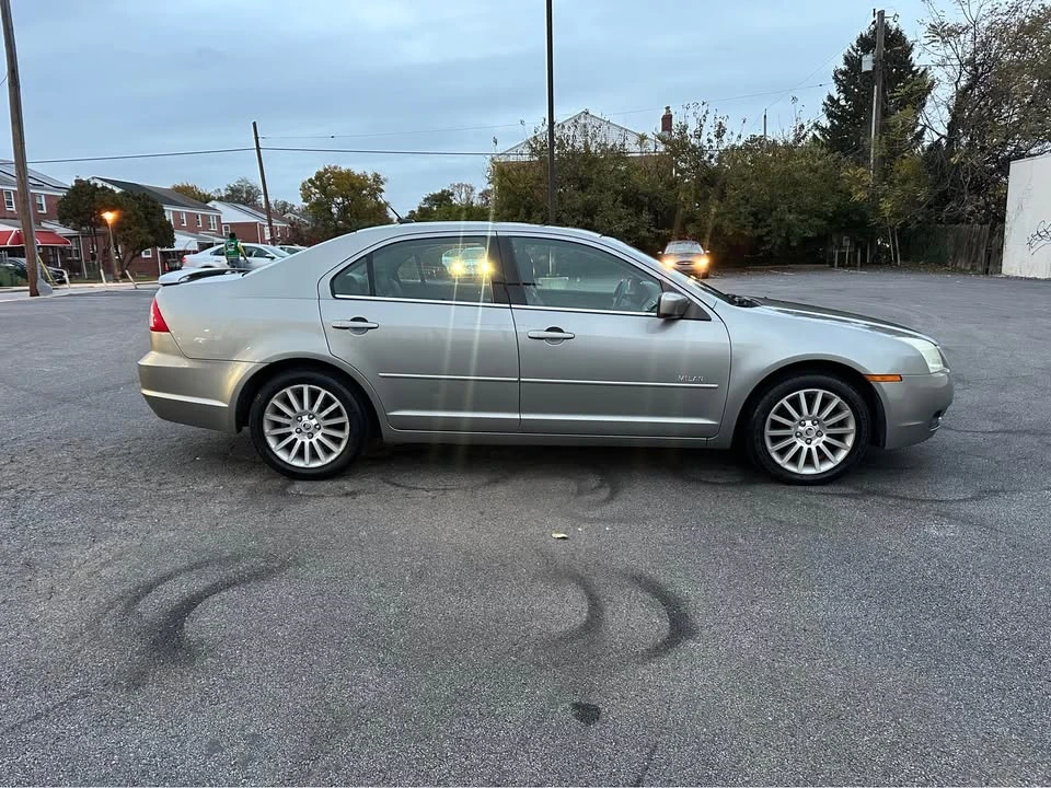 2008 Mercury - Image 4 of 11