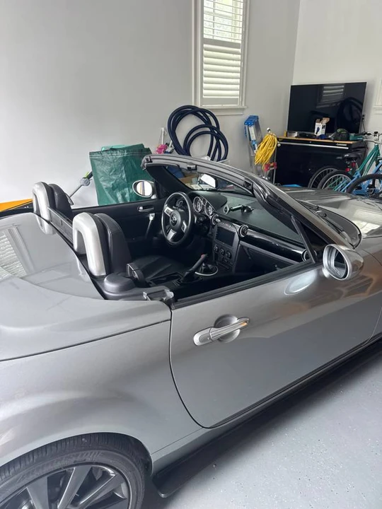 2008 Mazda NC MX-5 Miata - Image 4 of 5