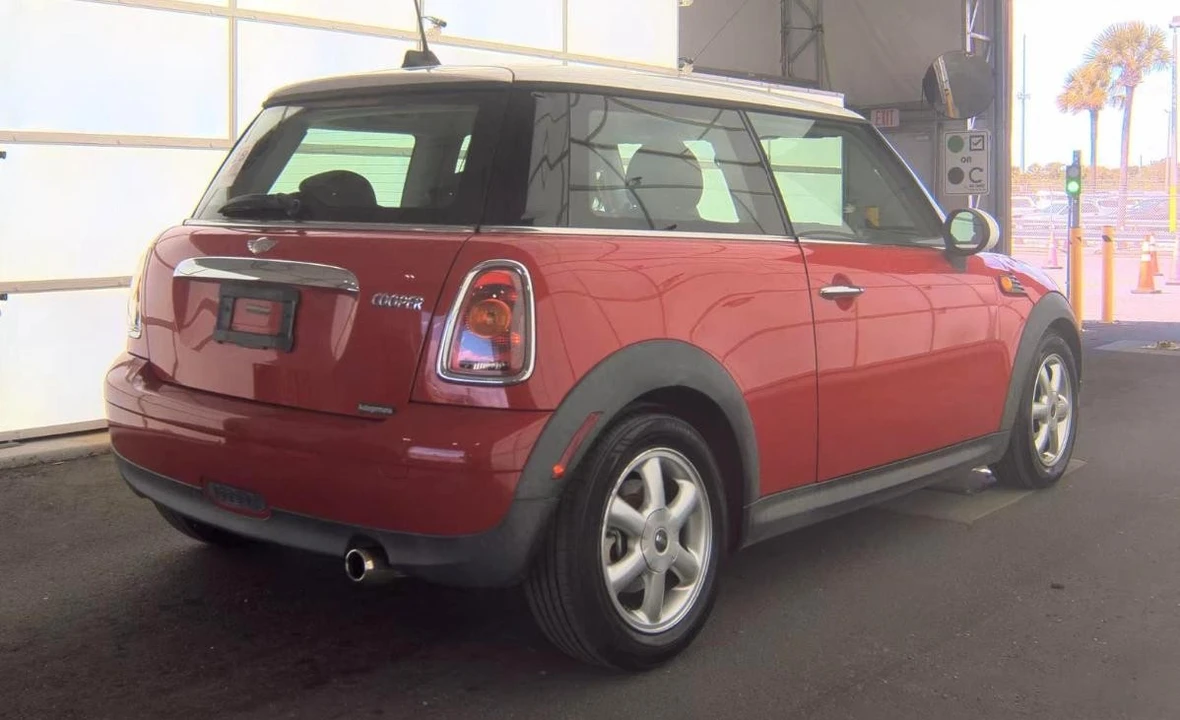2008 Mini Mini 2nd Gen - Image 4 of 12
