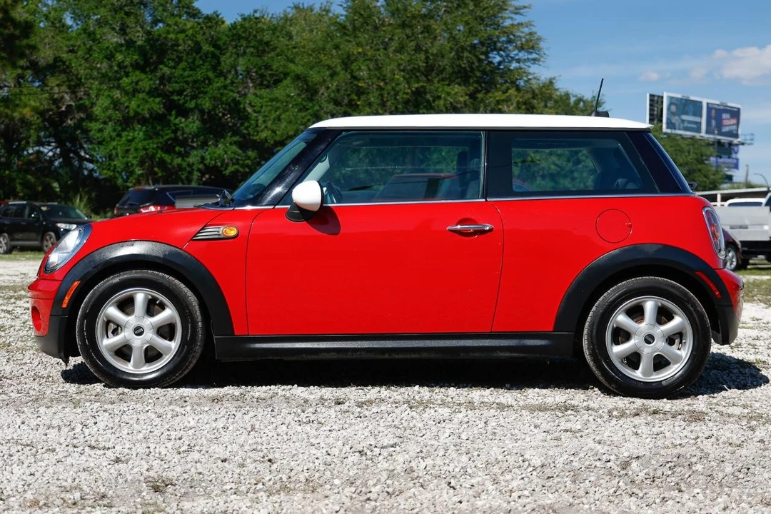 2008 Mini Mini 2nd Gen - Image 3 of 31