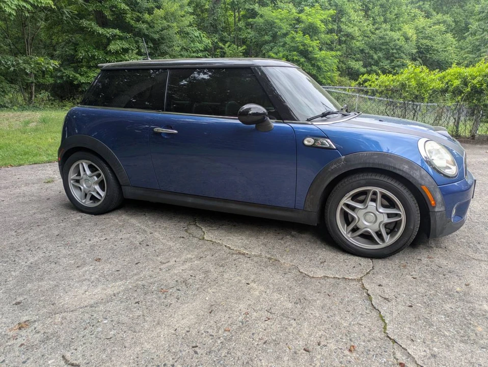 2008 Mini Mini 2nd Gen - Image 4 of 4