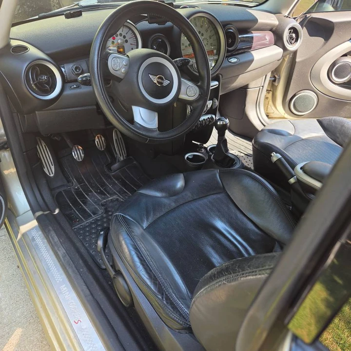 2008 Mini Mini 2nd Gen - Image 3 of 15