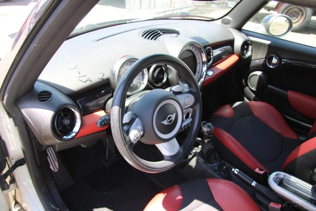 2008 Mini Mini 2nd Gen - Image 15 of 21