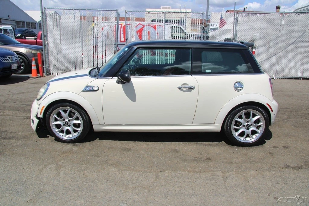 2008 Mini Mini 2nd Gen - Image 3 of 21