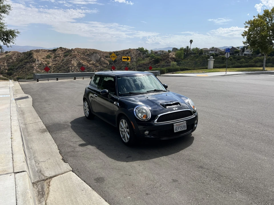 2008 Mini Mini 2nd Gen - Image 3 of 31