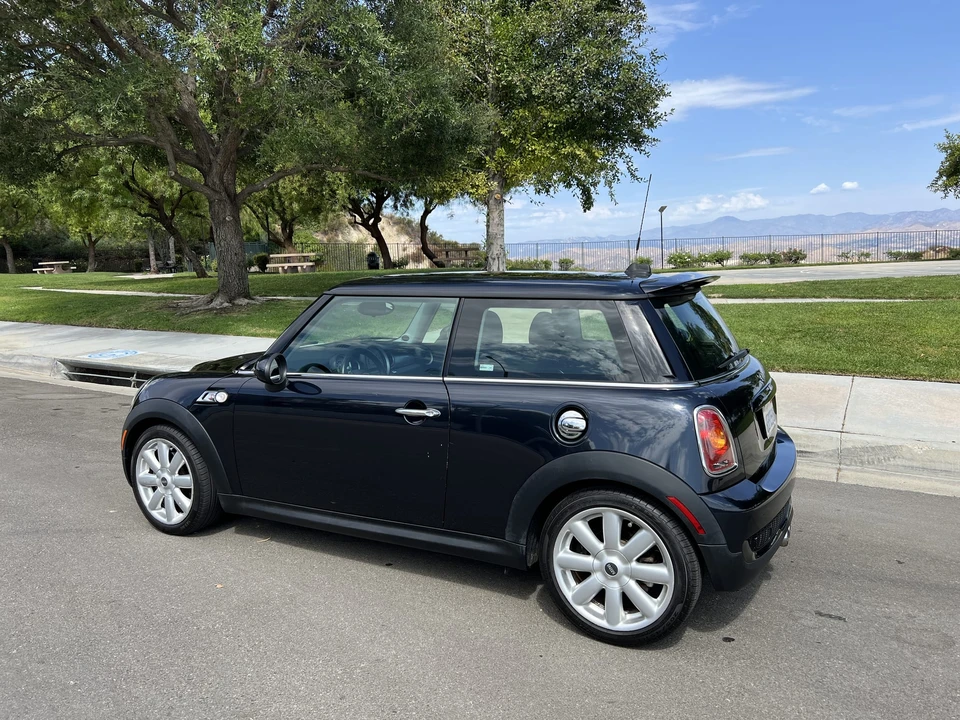2008 Mini Mini 2nd Gen - Image 12 of 31