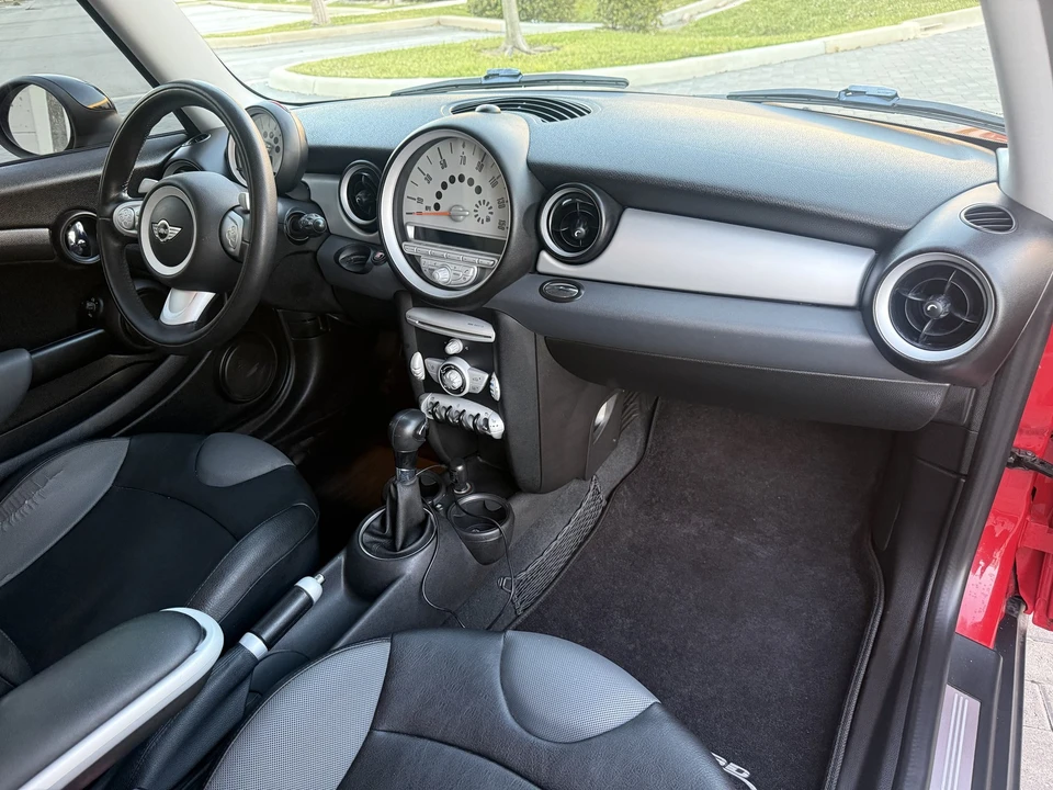 2008 Mini Mini 2nd Gen - Image 14 of 21
