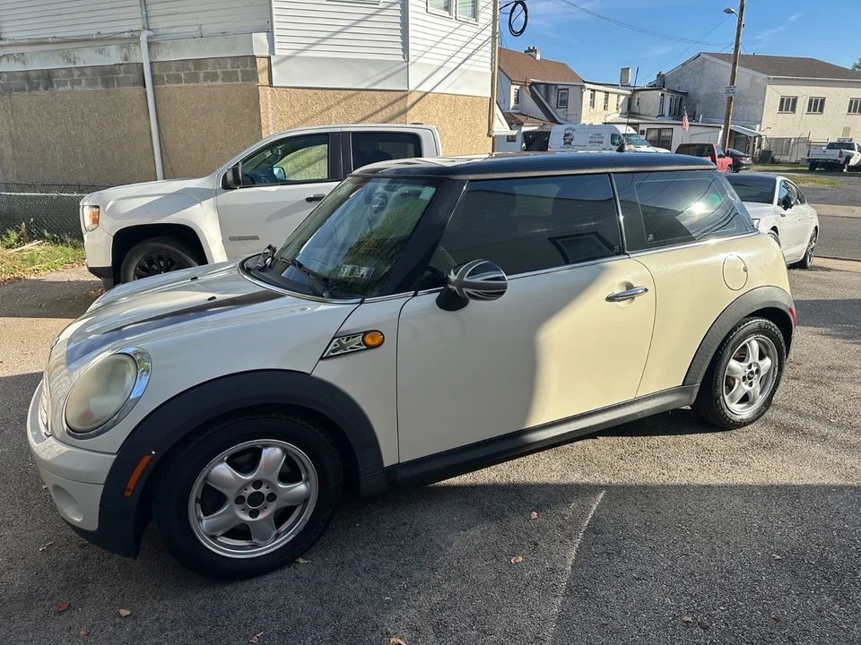 2008 Mini Mini 2nd Gen - Image 3 of 10