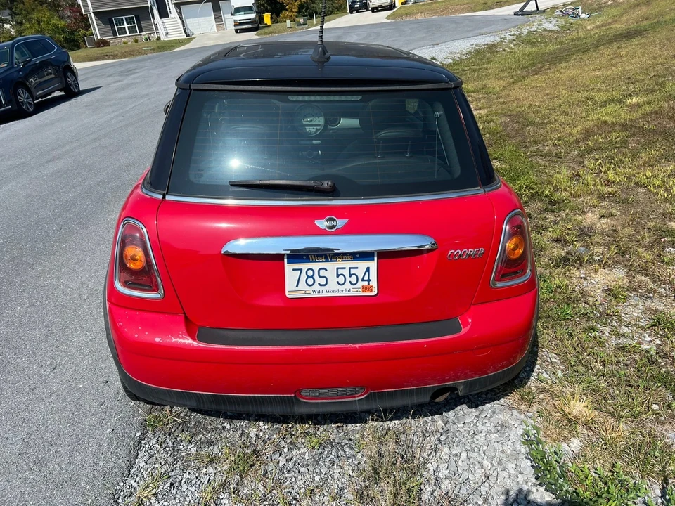 2008 Mini Mini 2nd Gen - Image 2 of 19