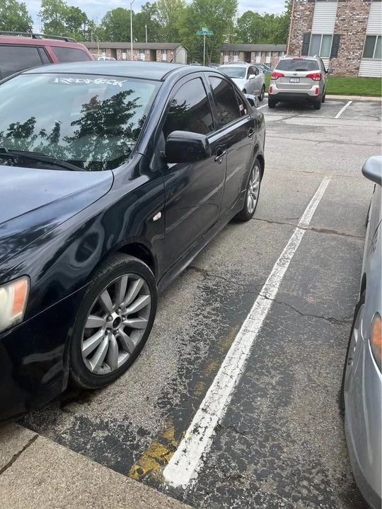 2008 Mitsubishi 3000GT - Image 3 of 4