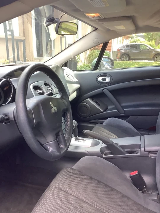 2008 Mitsubishi Eclipse - Image 5 of 11