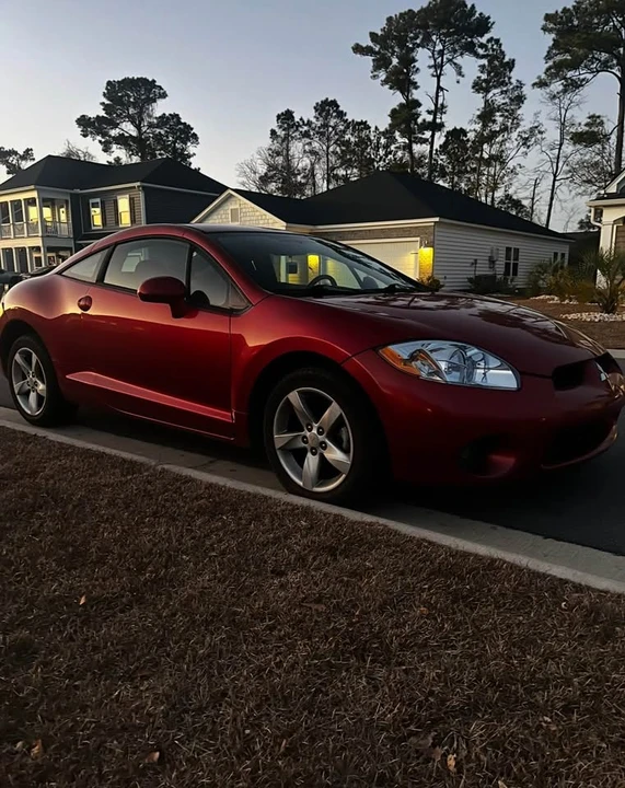 2008 Mitsubishi Eclipse - Image 3 of 4