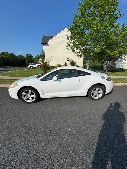 2008 Mitsubishi Eclipse 4th Gen - Image 2 of 11