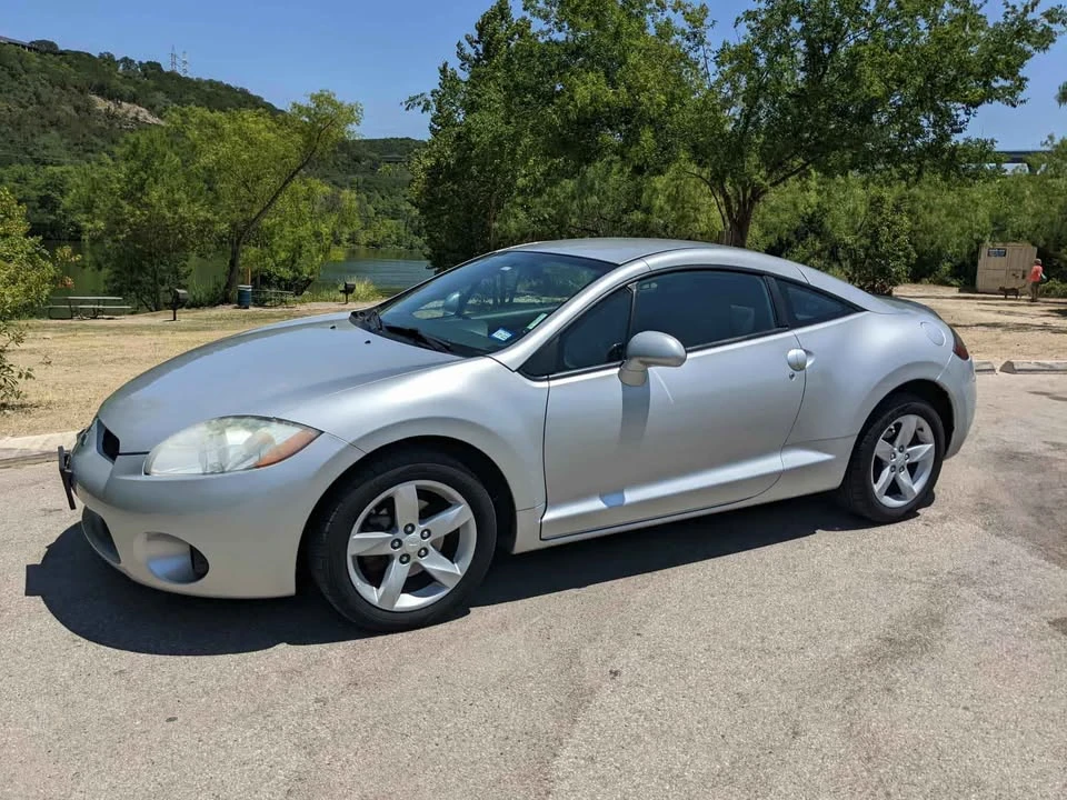 2008 Mitsubishi Eclipse 4th Gen - Image 2 of 12