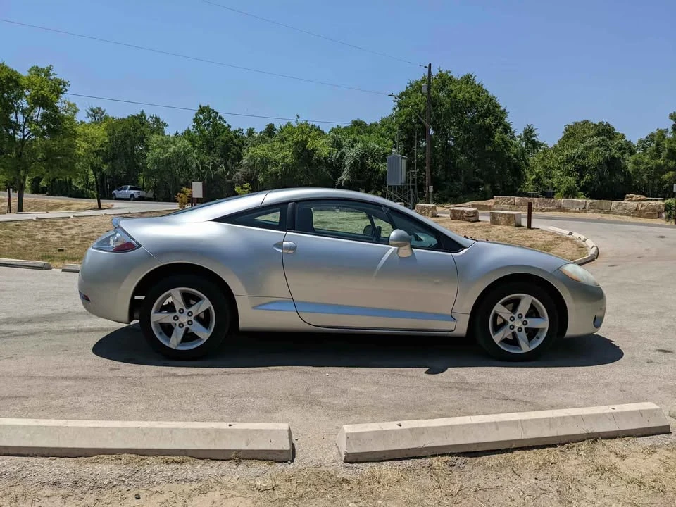 2008 Mitsubishi Eclipse 4th Gen - Image 4 of 12