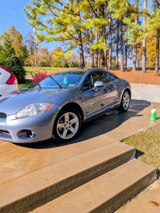 2008 Mitsubishi Eclipse 4th Gen - Image 2 of 11
