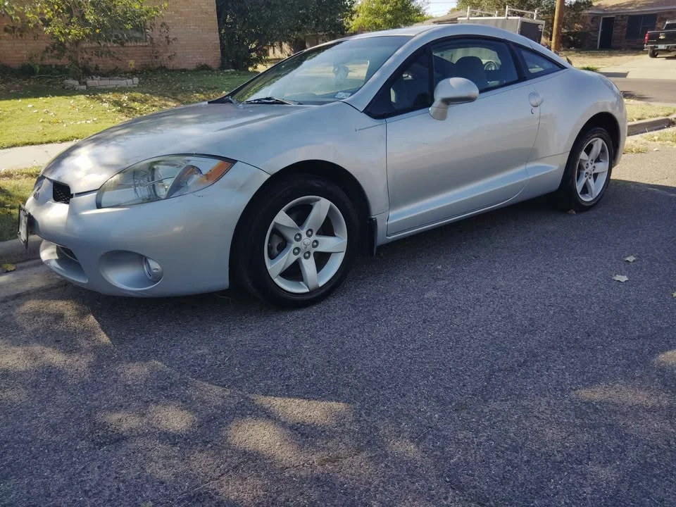 2008 Mitsubishi Eclipse 4th Gen - Image 2 of 4