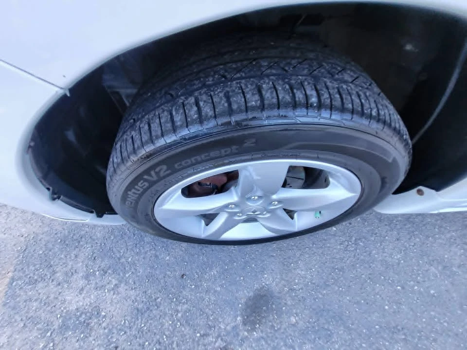 2008 Mitsubishi Eclipse 4th Gen - Image 12 of 14