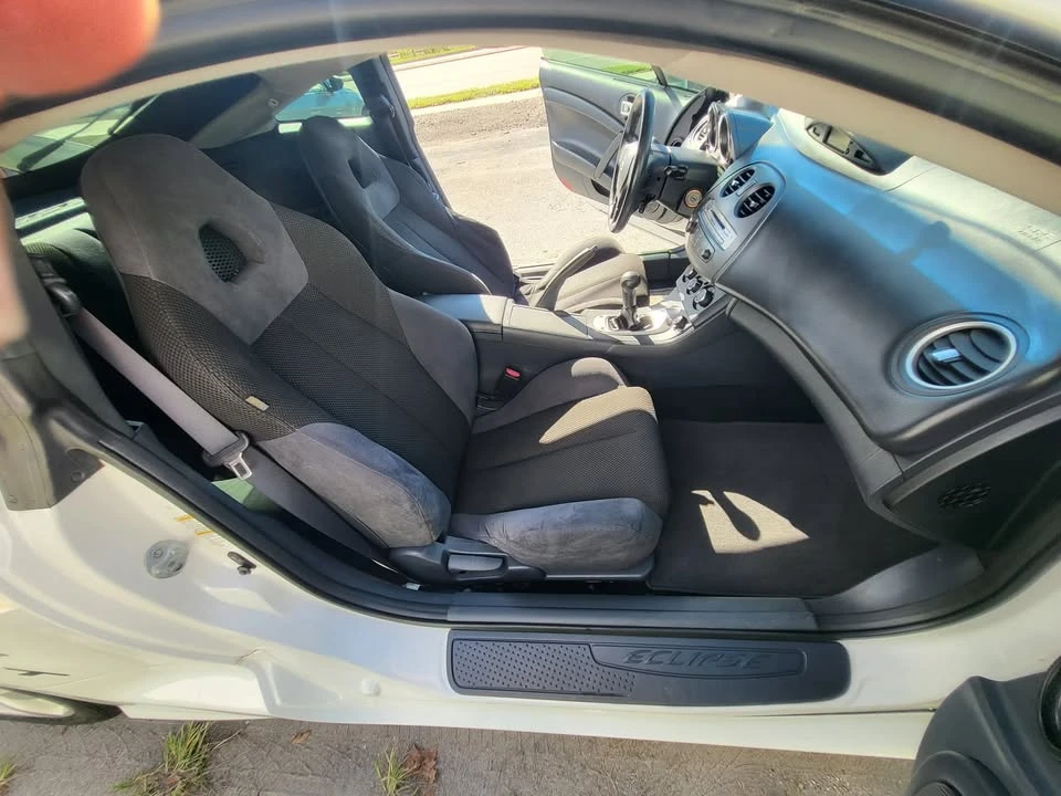 2008 Mitsubishi Eclipse 4th Gen - Image 9 of 15