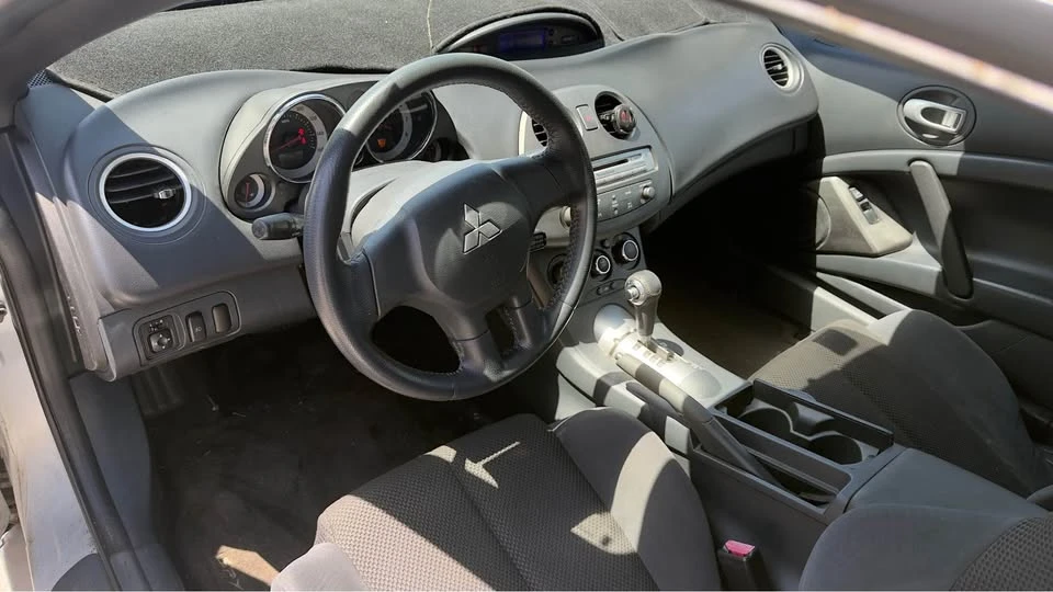 2008 Mitsubishi Eclipse 4th Gen - Image 10 of 16