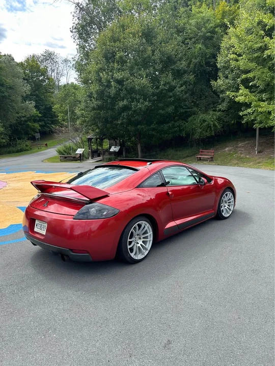 2008 Mitsubishi Eclipse - Image 2 of 7