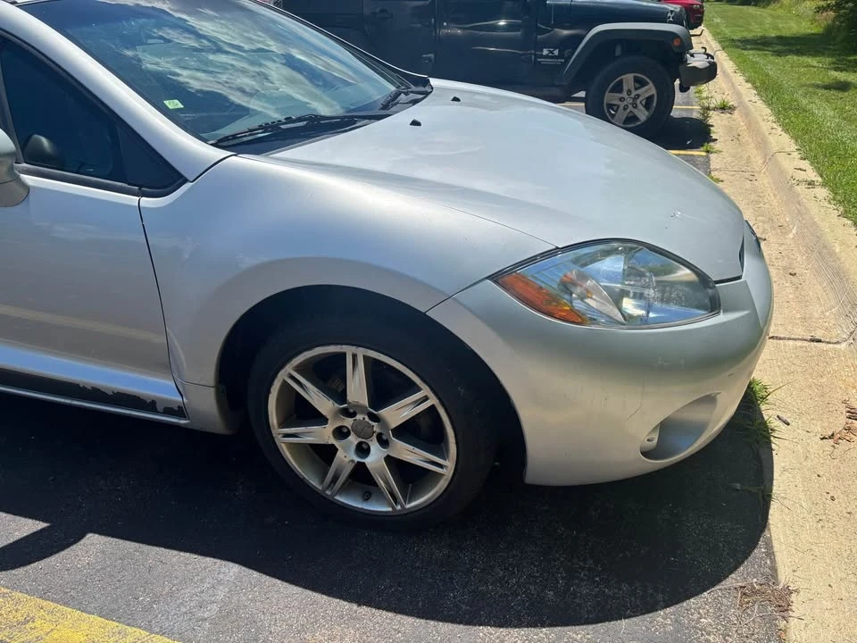 2008 Mitsubishi Eclipse 4th Gen - Image 4 of 10
