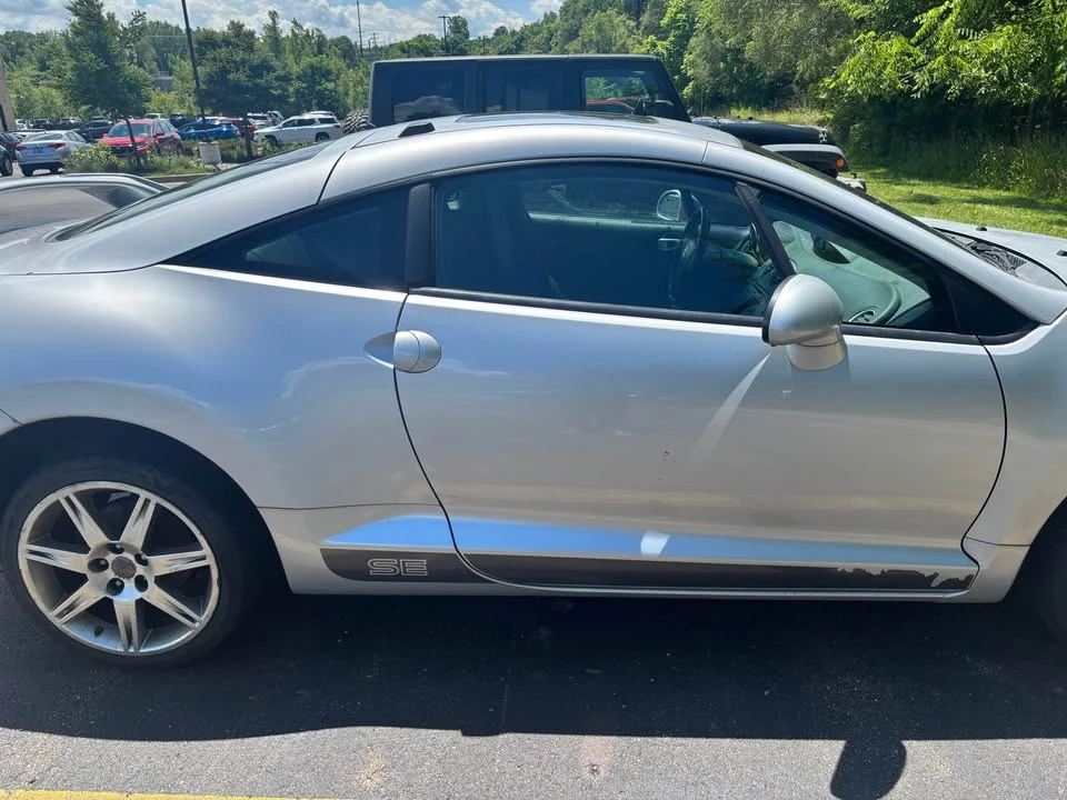 2008 Mitsubishi Eclipse 4th Gen - Image 5 of 10