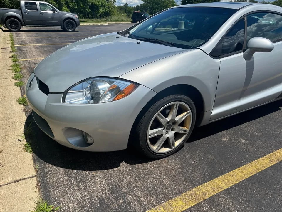 2008 Mitsubishi Eclipse 4th Gen - Image 2 of 10
