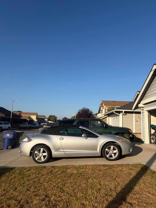 2008 Mitsubishi Eclipse 4th Gen - Image 2 of 7