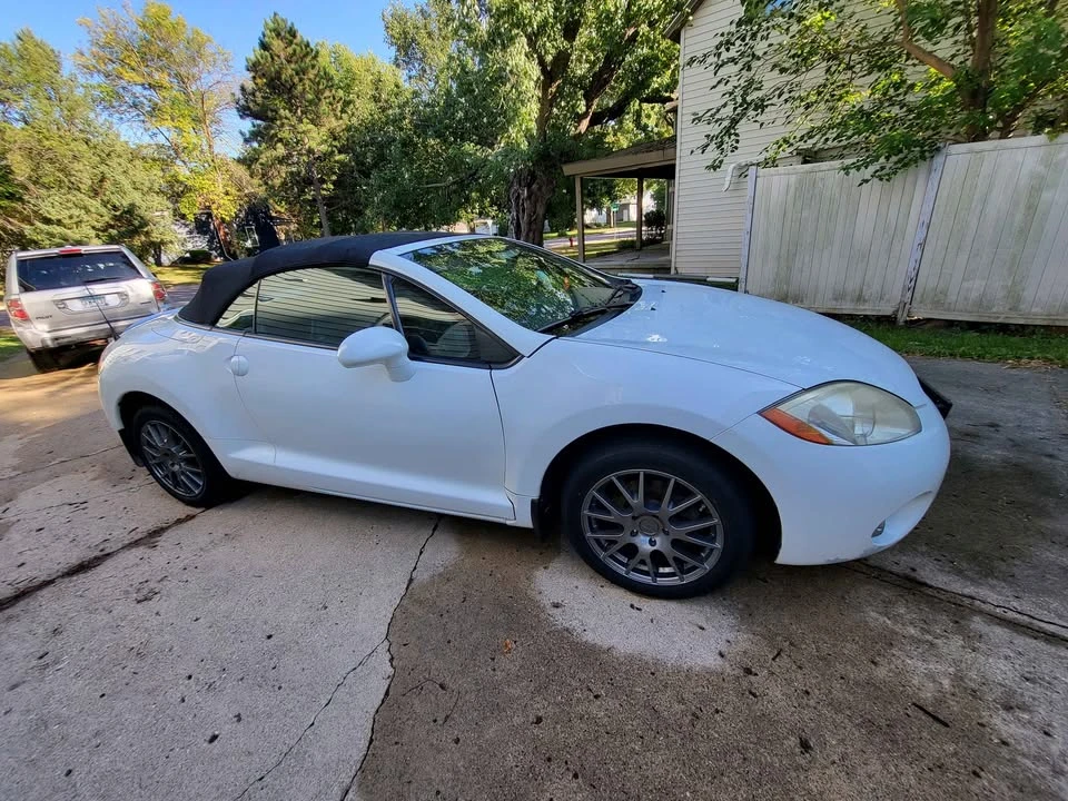 2008 Mitsubishi Eclipse 4th Gen - Image 2 of 10