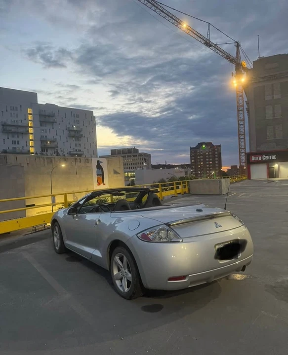 2008 Mitsubishi Eclipse 4th Gen - Image 3 of 4