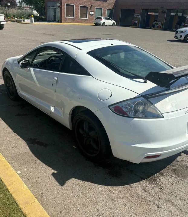 2008 Mitsubishi Eclipse 4th Gen - Image 3 of 13