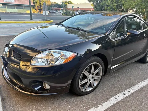 2008 Mitsubishi Eclipse SE Coupe 2D