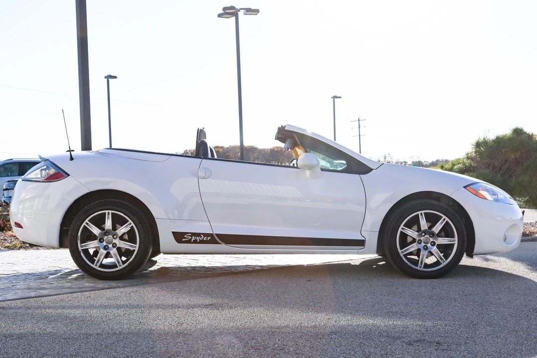2008 Mitsubishi Eclipse 4th Gen - Image 3 of 31