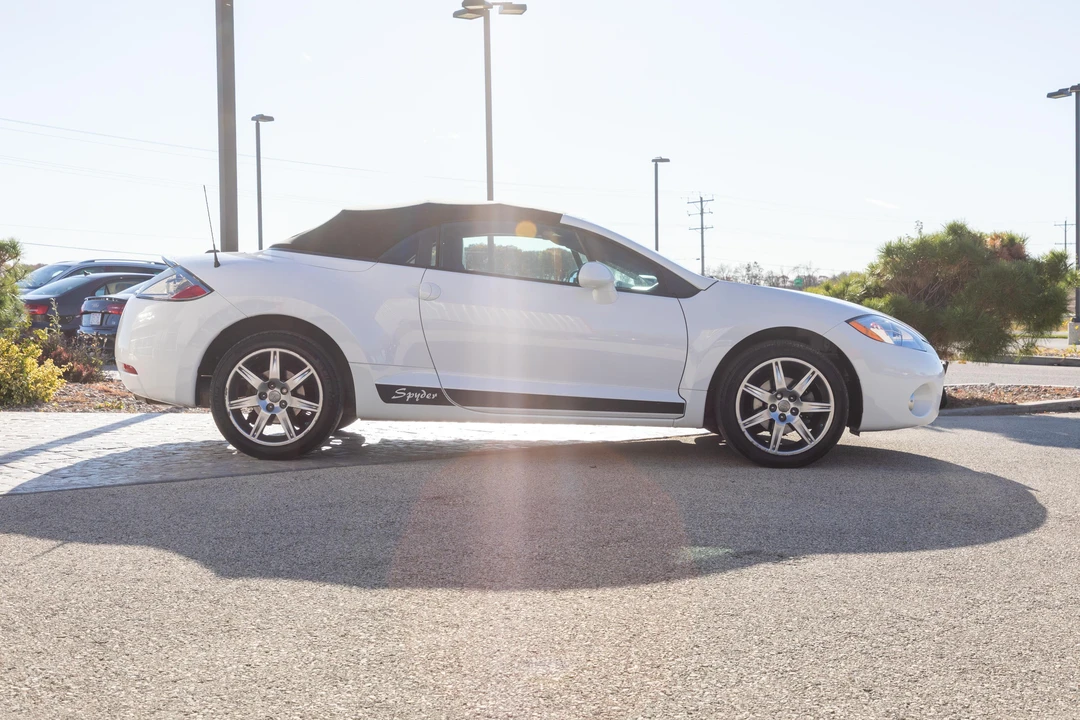 2008 Mitsubishi Eclipse 4th Gen - Image 11 of 31