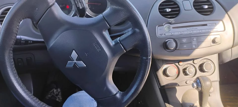 2008 Mitsubishi Eclipse 4th Gen - Image 7 of 9