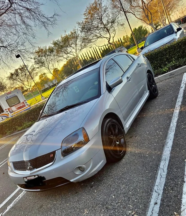 2008 Mitsubishi Galant 9th Gen - Image 2 of 3