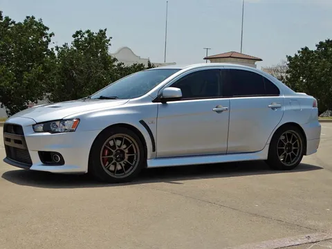 2008 Mitsubishi Lancer Evolution GSR Sedan 4D