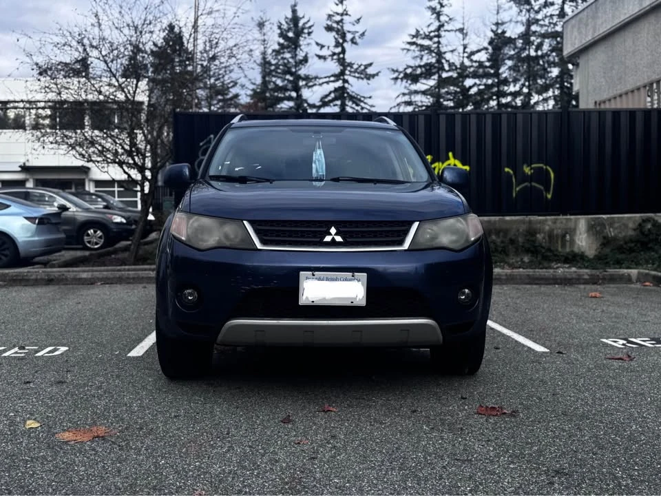 2008 Mitsubishi Outlander - Image 5 of 12