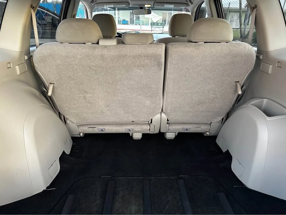 2008 Mitsubishi Outlander - Image 11 of 16
