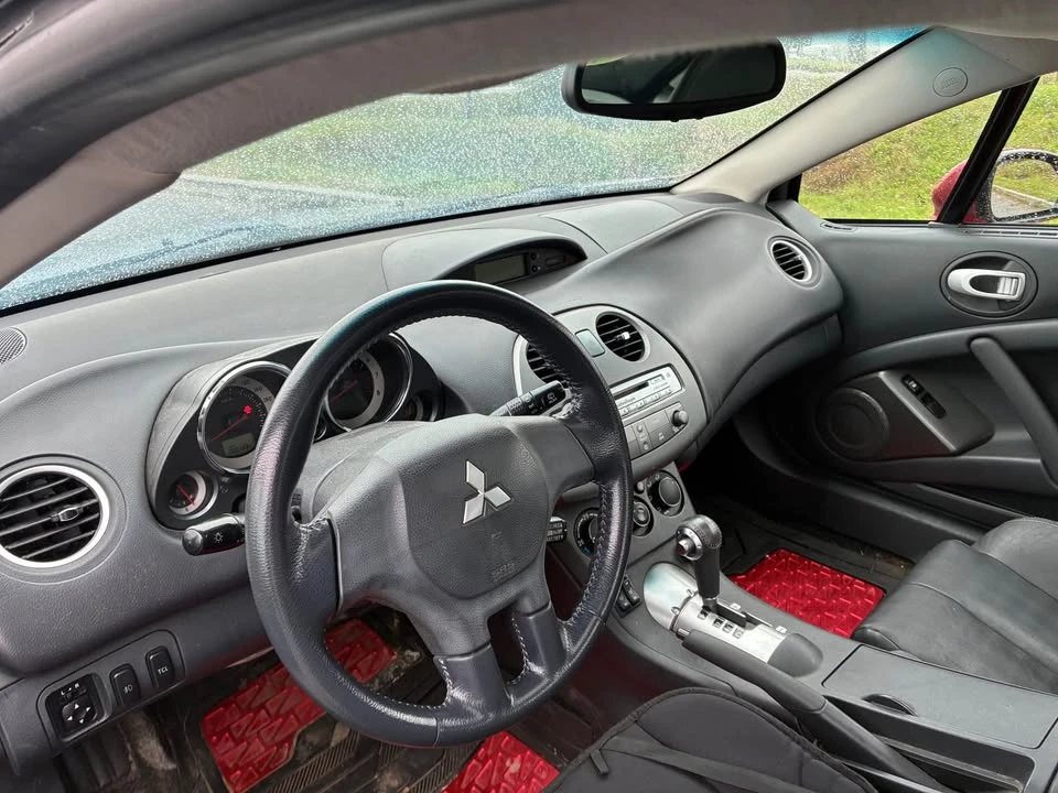 2008 Mitsubishi Eclipse 4th Gen - Image 10 of 16