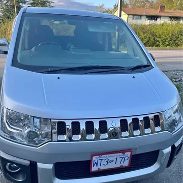2008 Mitsubishi Delica