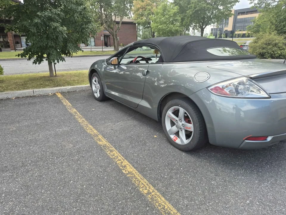 2008 Mitsubishi Eclipse 3rd Gen - Image 2 of 3