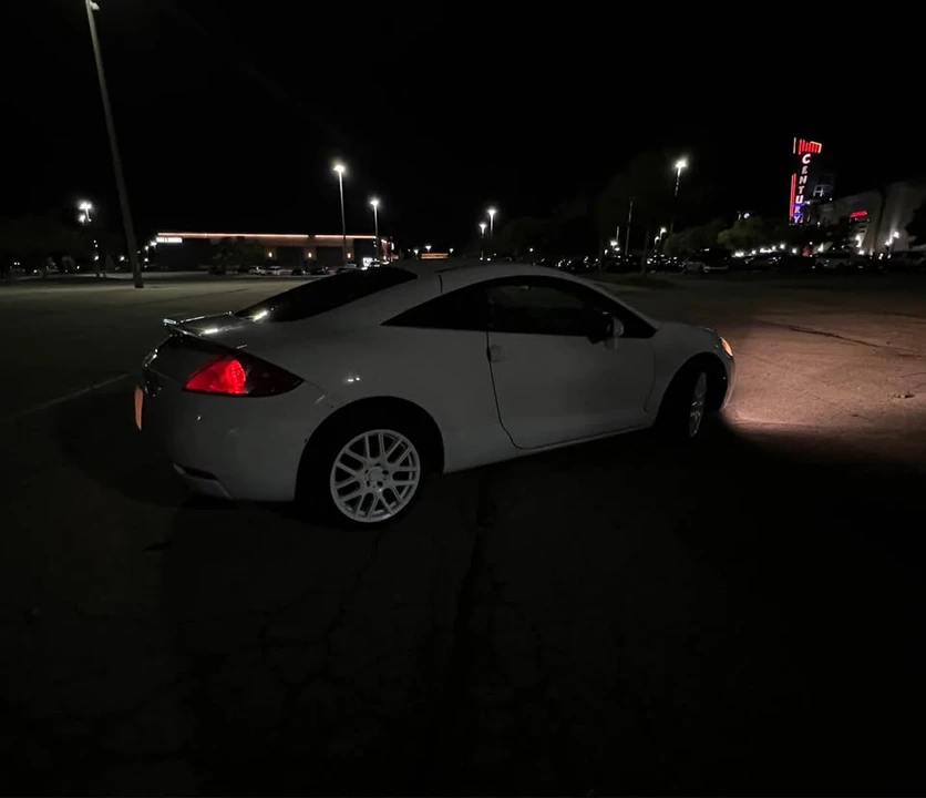 2008 Mitsubishi Eclipse 3rd Gen - Image 3 of 8