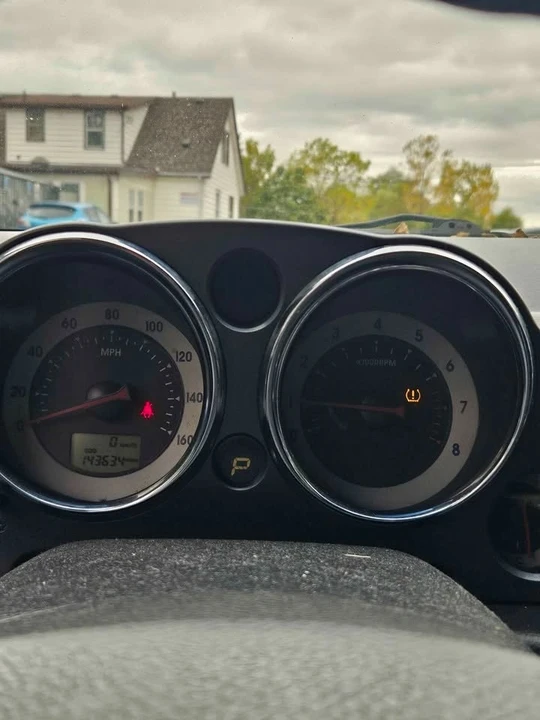 2008 Mitsubishi Eclipse 3rd Gen - Image 11 of 15
