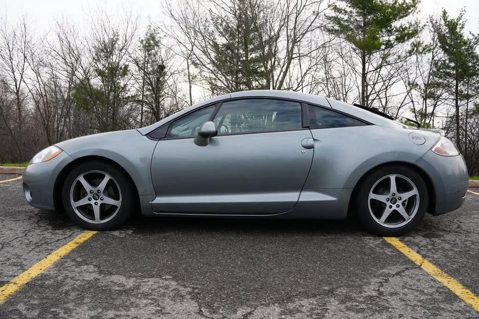 2008 Mitsubishi Eclipse 3rd Gen - Image 3 of 8